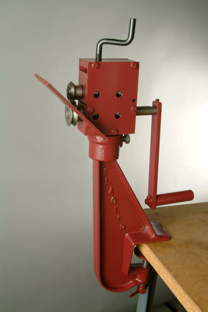 EASY EDGER, FLAGLER, 20 GA. MAX. FLANGER, WITH STAND **NEW**